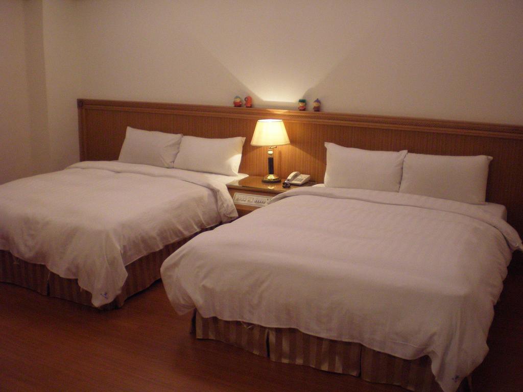 Emperor Hotel Kaohsiung Chambre photo