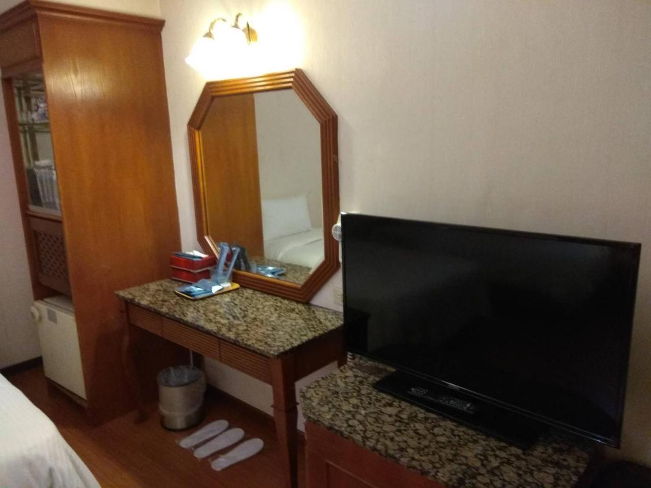 Emperor Hotel Kaohsiung Extérieur photo
